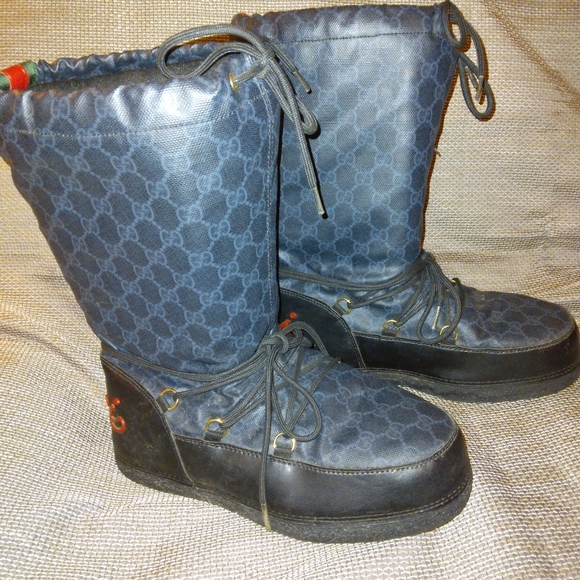 Gucci GG Print Moon Boots - Picture 3 of 4